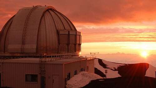 Observatory on top of Hawaii's Mauna Kea 2349990379_ef3d7b489b
