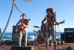 Dustin Thomas performs at Poipu Beach Park dustin