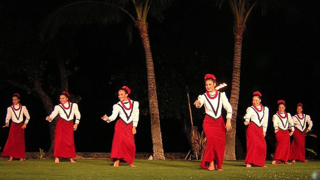 kapolei luau