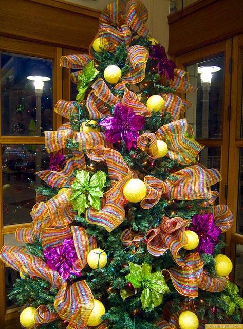 Christmas decorations in Hawaii Christmas decorations in Hawaii